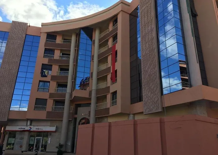 Appartement 1 Chambre Avec Climatisation, Salle De Sport, Piscine Et Wi-Fi A Gueliz