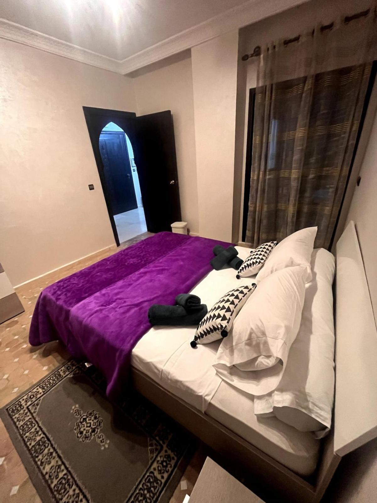 Apartment 1 Avec Climatisation, Salle De Sport, Piscine Et Wi-fi A Gueliz *